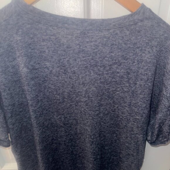 Men's Joe's Grey V-Neck - Picture 2 of 5